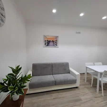 Casa Lizy 3* Nettuno