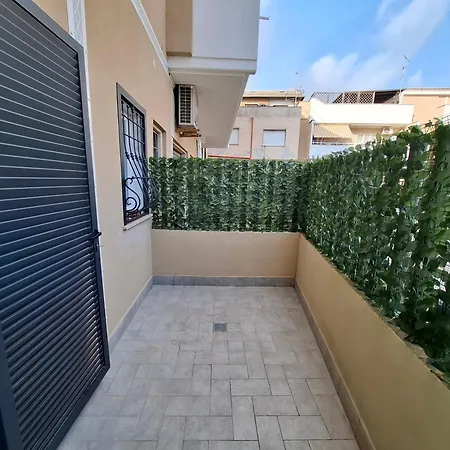 Casa Lizy 3* Неттуно